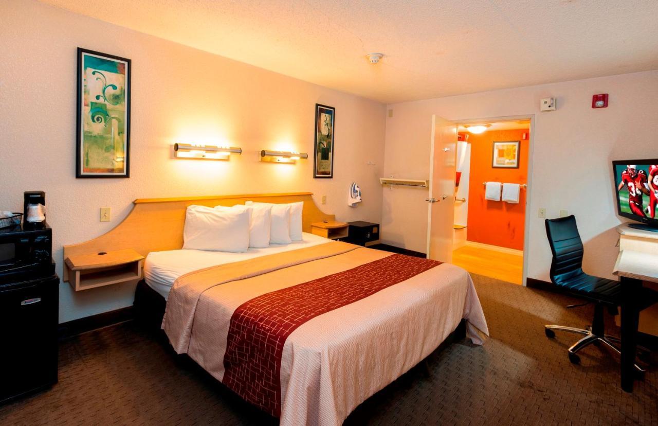 Red Roof Inn Buffalo - Hamburg/ I-90 Dış mekan fotoğraf